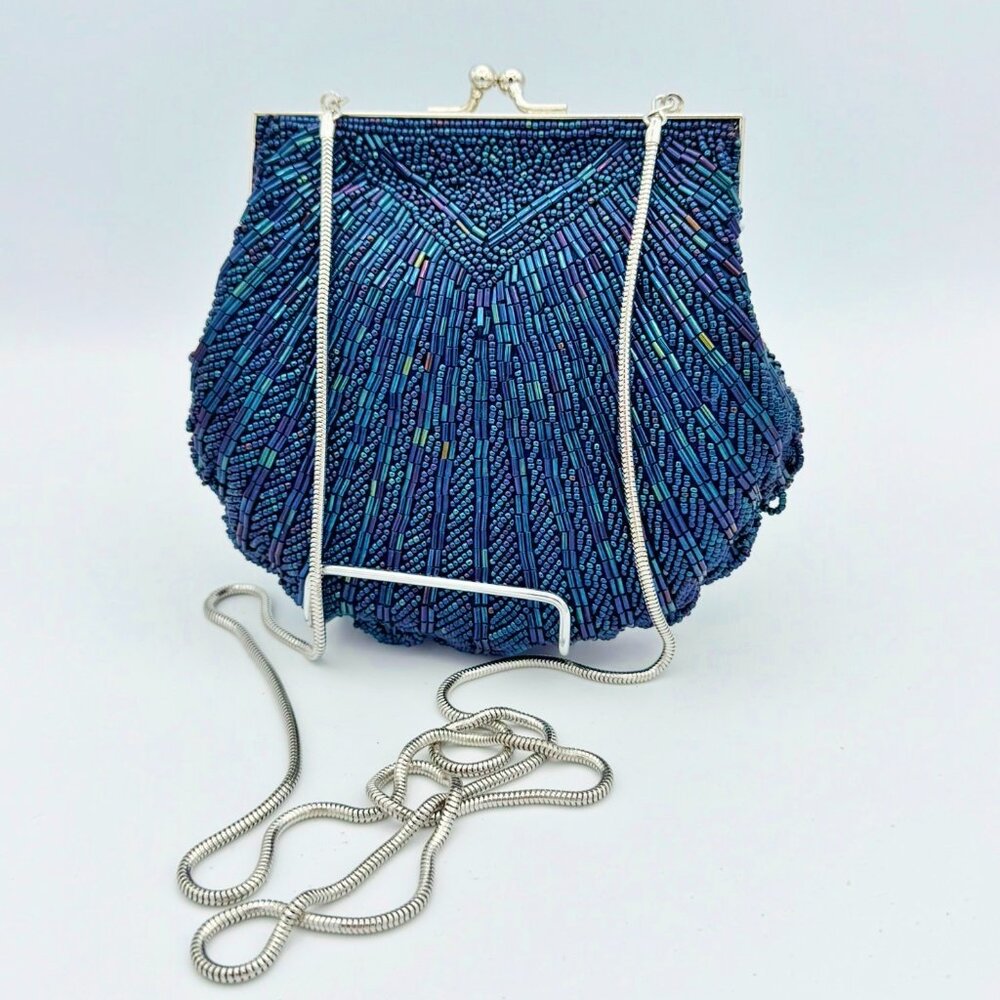 GORGEOUS Vintage Lord & Taylor Blue Shell Clam Beaded Purse Evening Bag